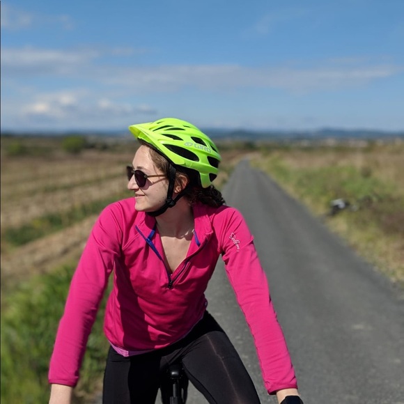 Meet your Posher, Talia - Picture 1 of 1